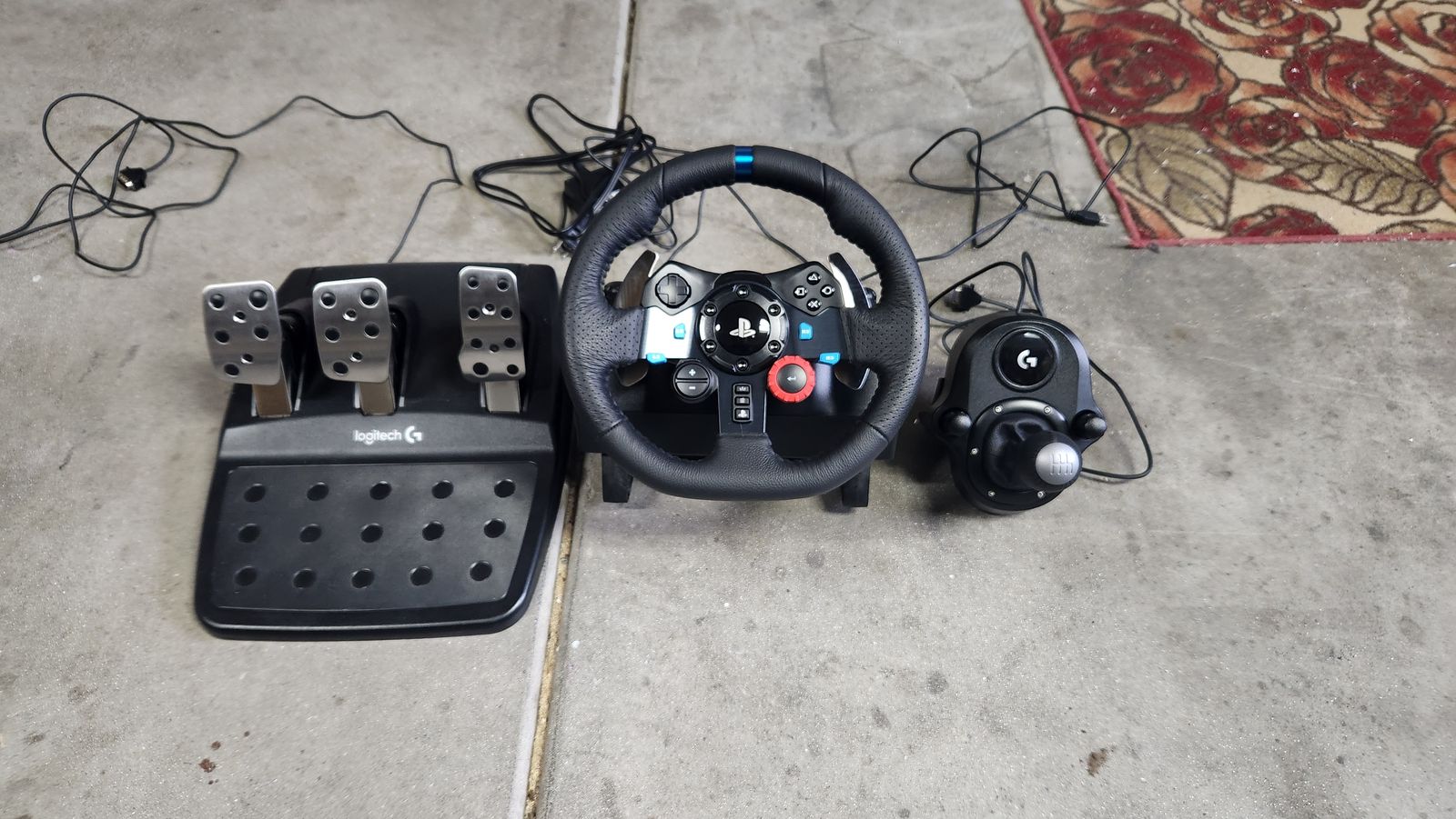 Logitech G29 bundle for PC and Playstation