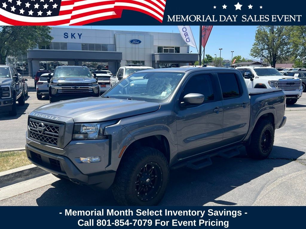 2022 Nissan Frontier SV