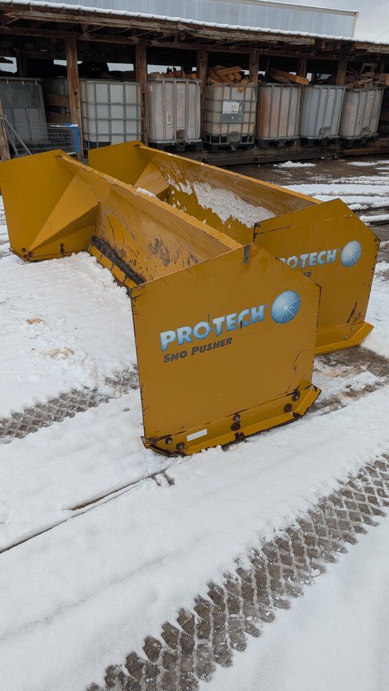SP10S PROTECH Snow box 10ft skid steer mount