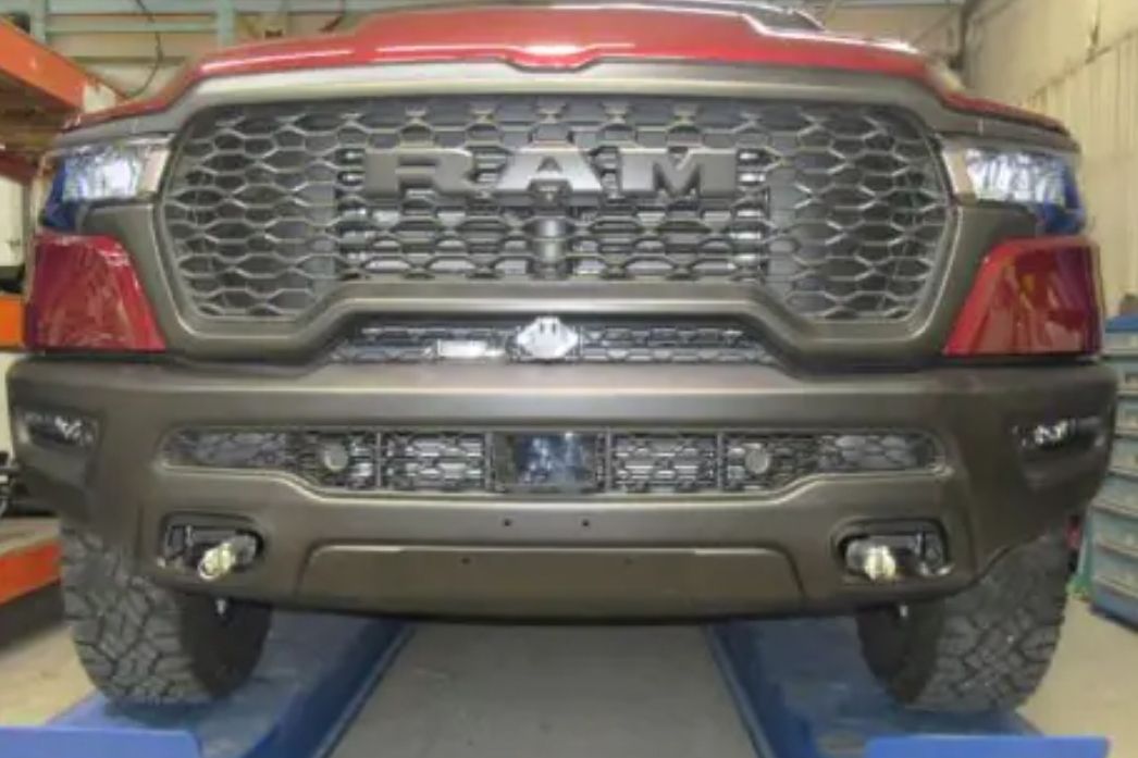 Blue Ox / Roadmaster RV tow bar setup 2025-up RAM 1500