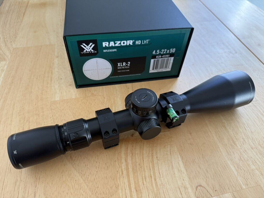 Vortex Razor HD LHT 4.5-22x50 MOA