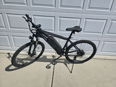 TotGuard Electric Mountain Bike, Black, CST All Terrain Tires, Hardtail, Excellent Condition