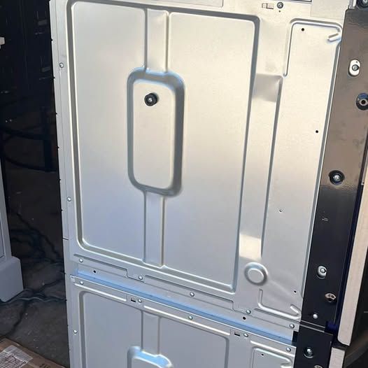 Main image 6