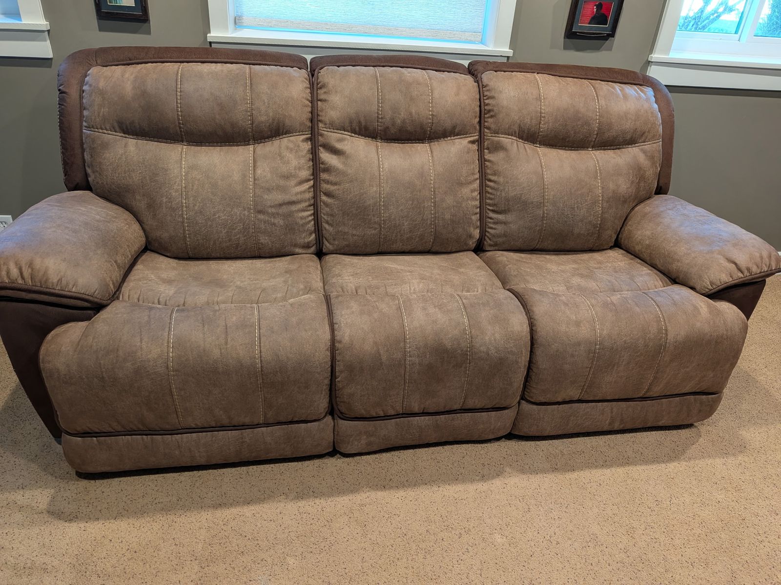 Reclining sofa set
