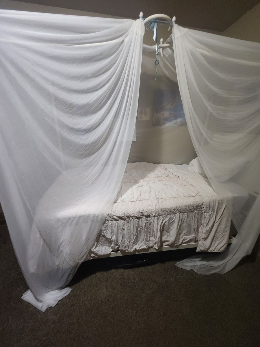 Princess Fairytale Bed Frame and Curtains