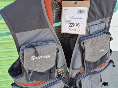 Simms Guide Vest in Steel color. size s