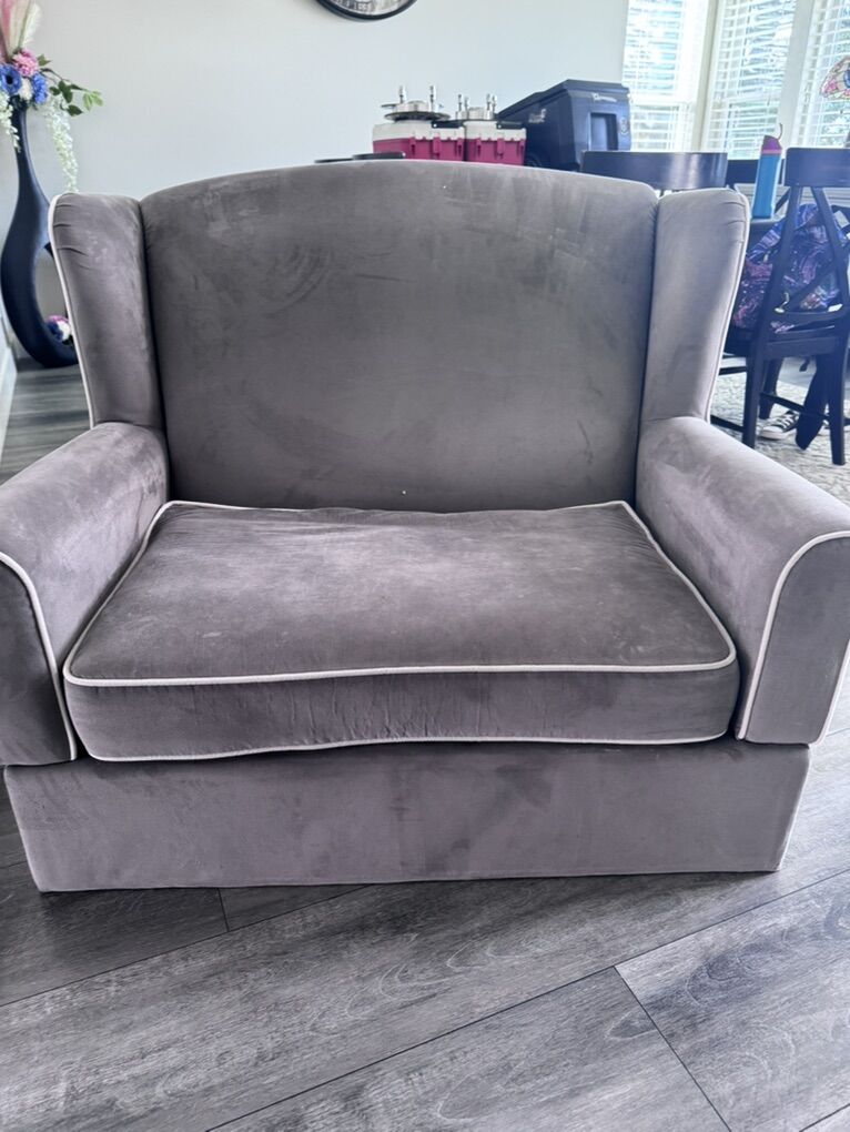 Oversize Rocking Chair