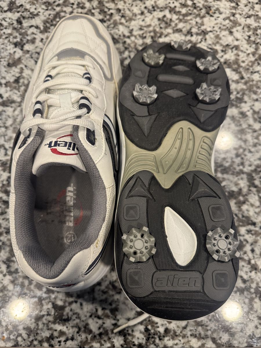 Men’s Alien Golf Sneakers Size 12