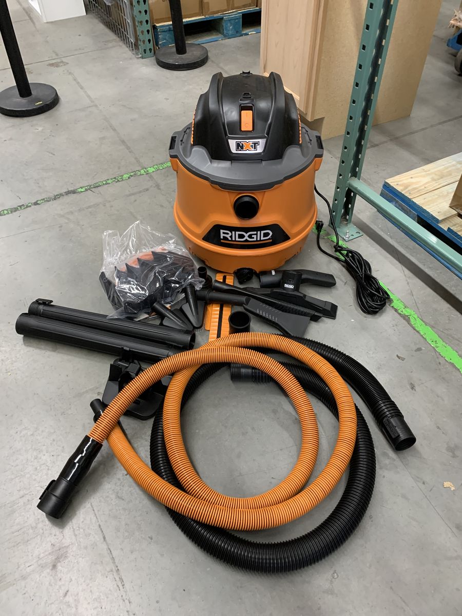 RIDGID 14 Gal. 6.0 Peak HP NXT Shop Vacuum Wet Dry Vac with Fine Dust Filter, Hose, Accessories and Car Cleaning Kit HD1401