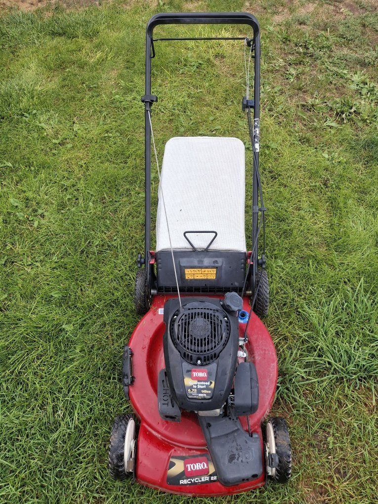 22" Toro Recycler Lawnmower