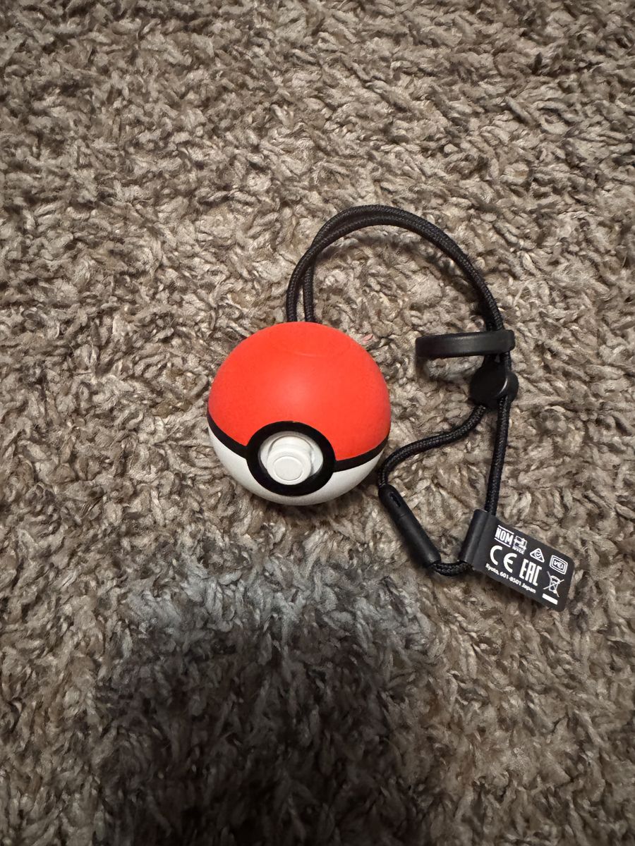 Nintendo Switch Pokemon Ball Controller