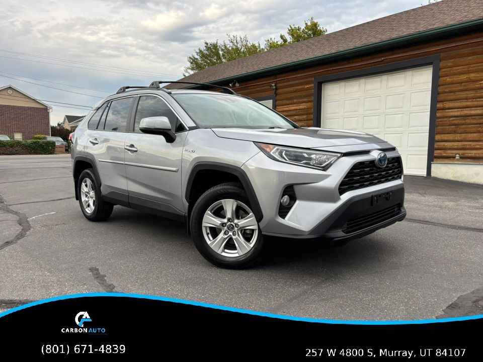 2020 Toyota RAV4 XLE — rebuilt & branded title, 15% below market