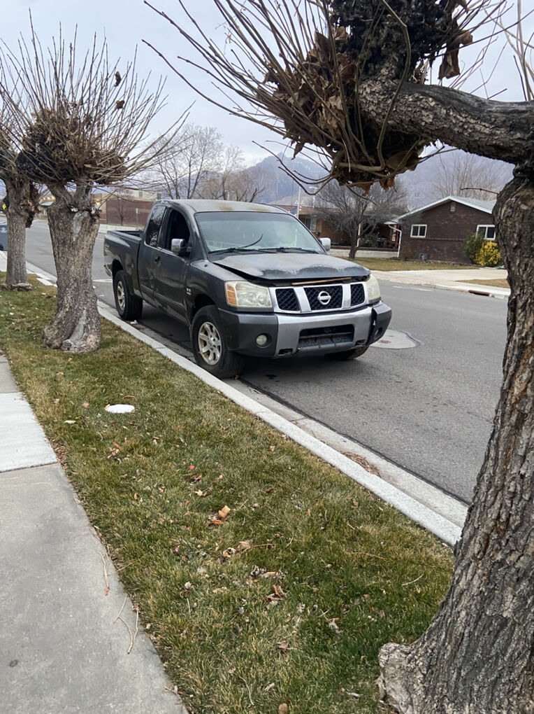 2004 NISSAN TITAN SE