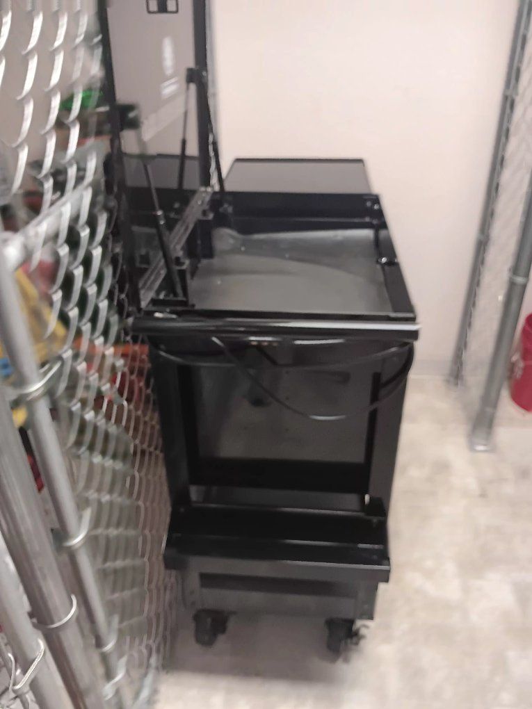 Main image 7