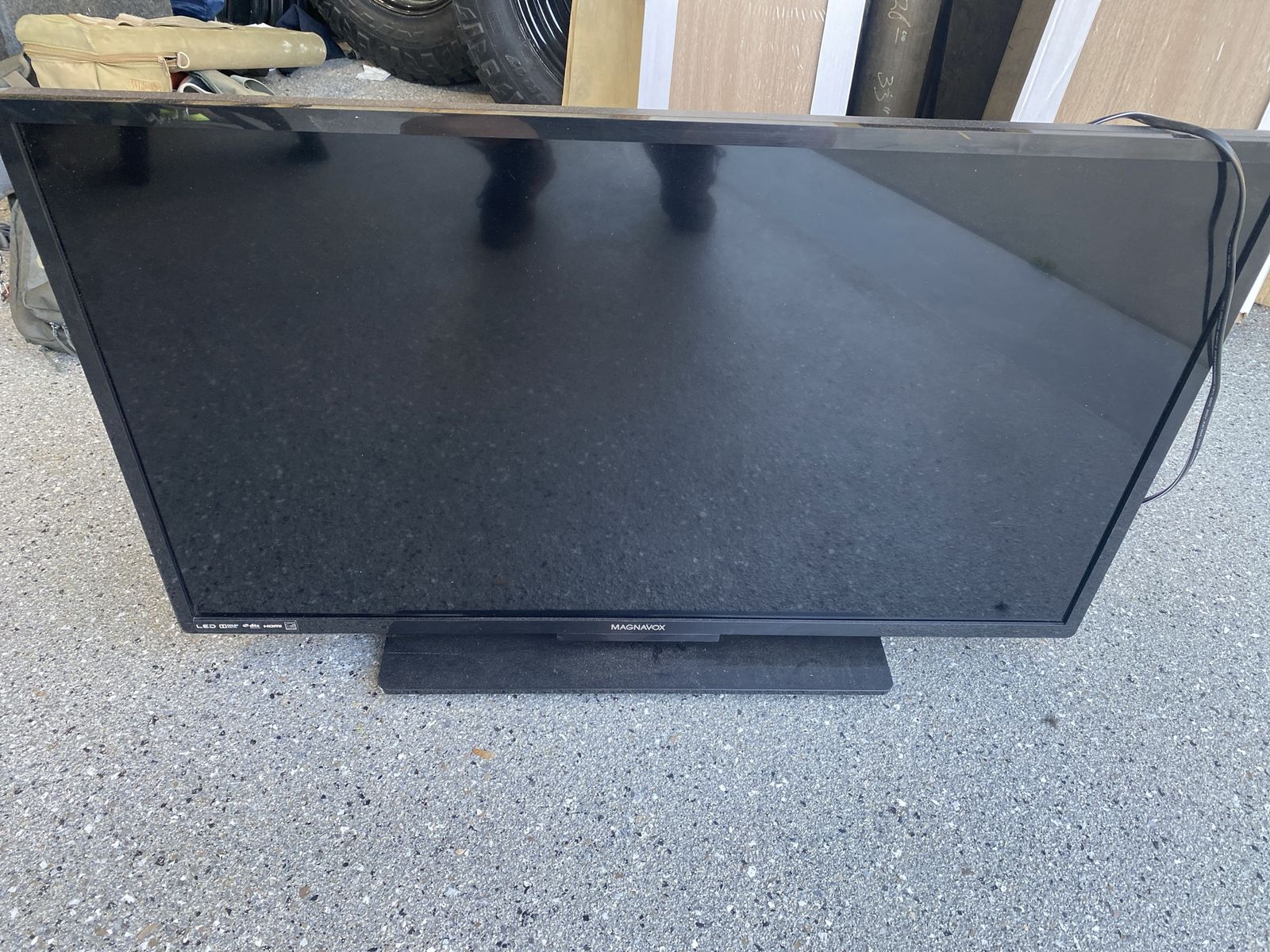 Magnavox tv