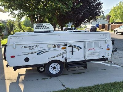 2014 forest river flagstaff, Mac. 205
Tent trailer.