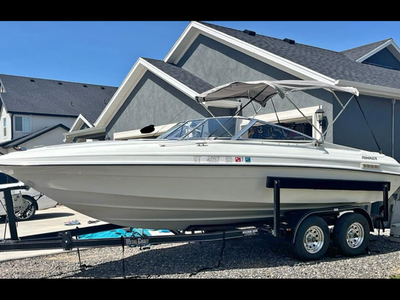 1994 Rinker captiva 5.7 magnum. V8. Alpha 1