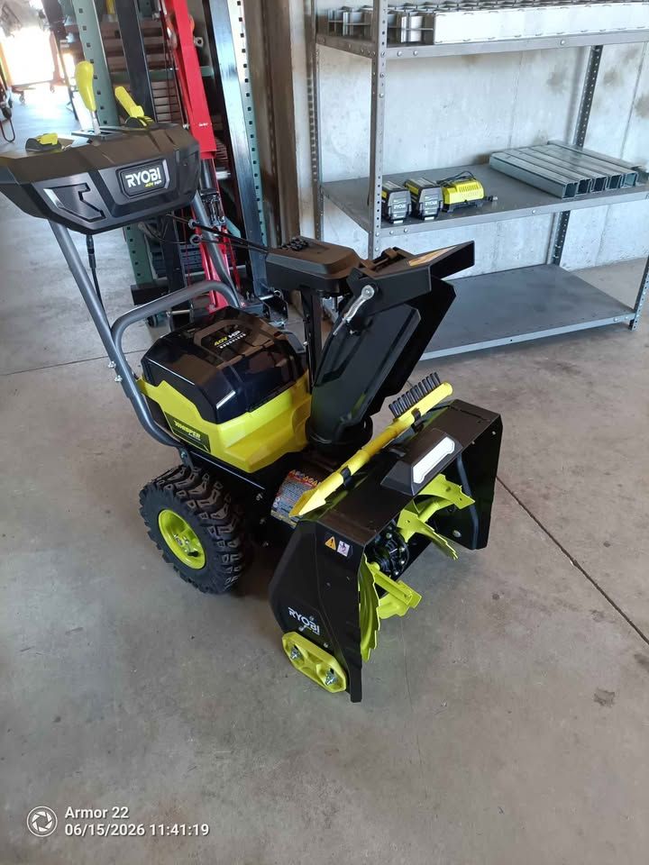 RYOBI 40V Snowblower
