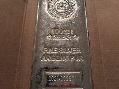 100 oz silver bar (Royal Canadian Mint)
