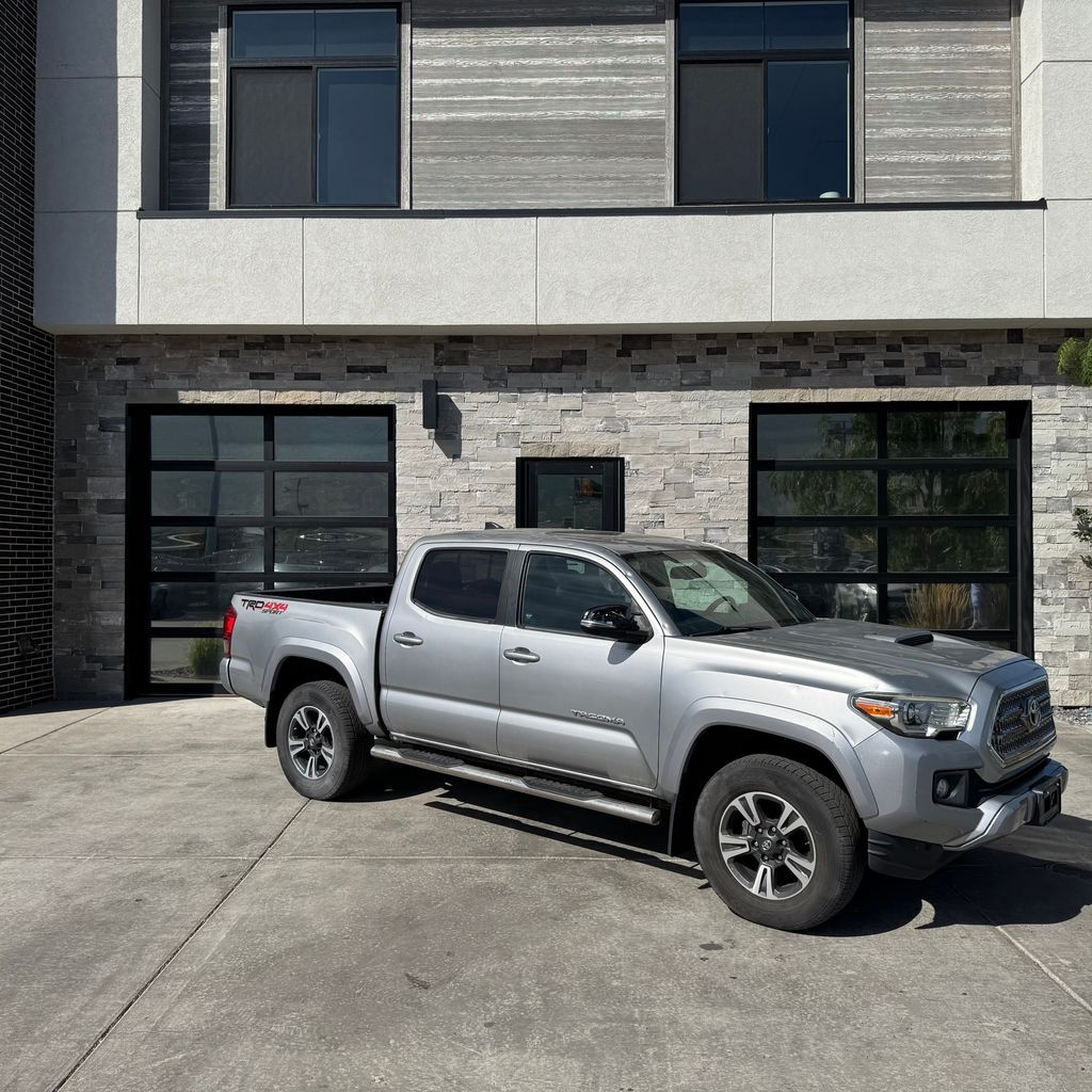 2017 Toyota Tacoma TRD Sport