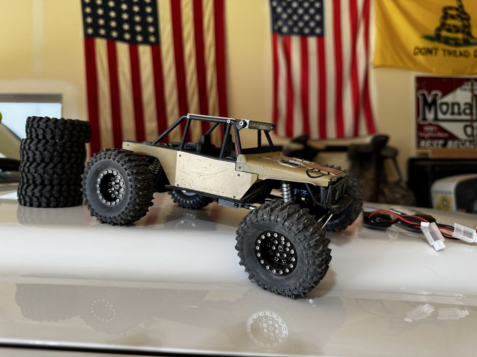 Custom RC Crawler Rock Buggy - Ready to Run (RTR)