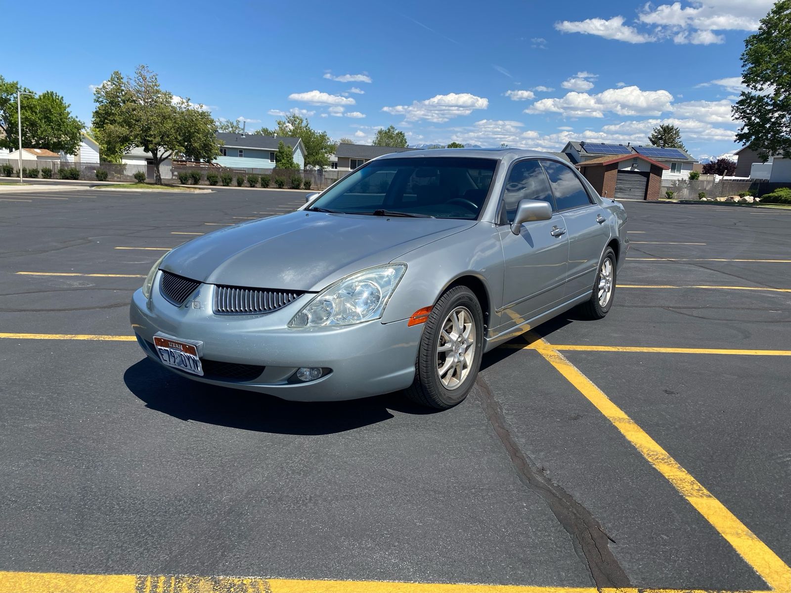 2004 Mitsubishi Diamante Luxury