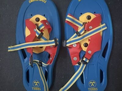 Kids Tubbs Snowshoes BRAND NEW