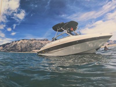Four Winns 240 Horizon + Great Condition