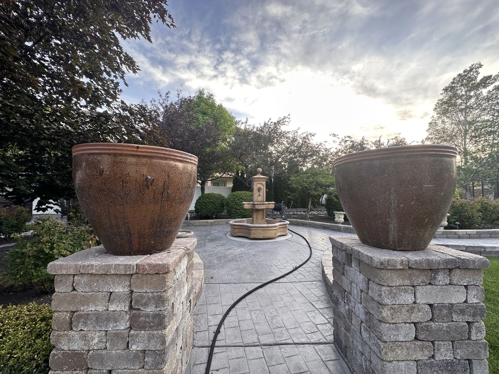 outdoor garden planters Vase