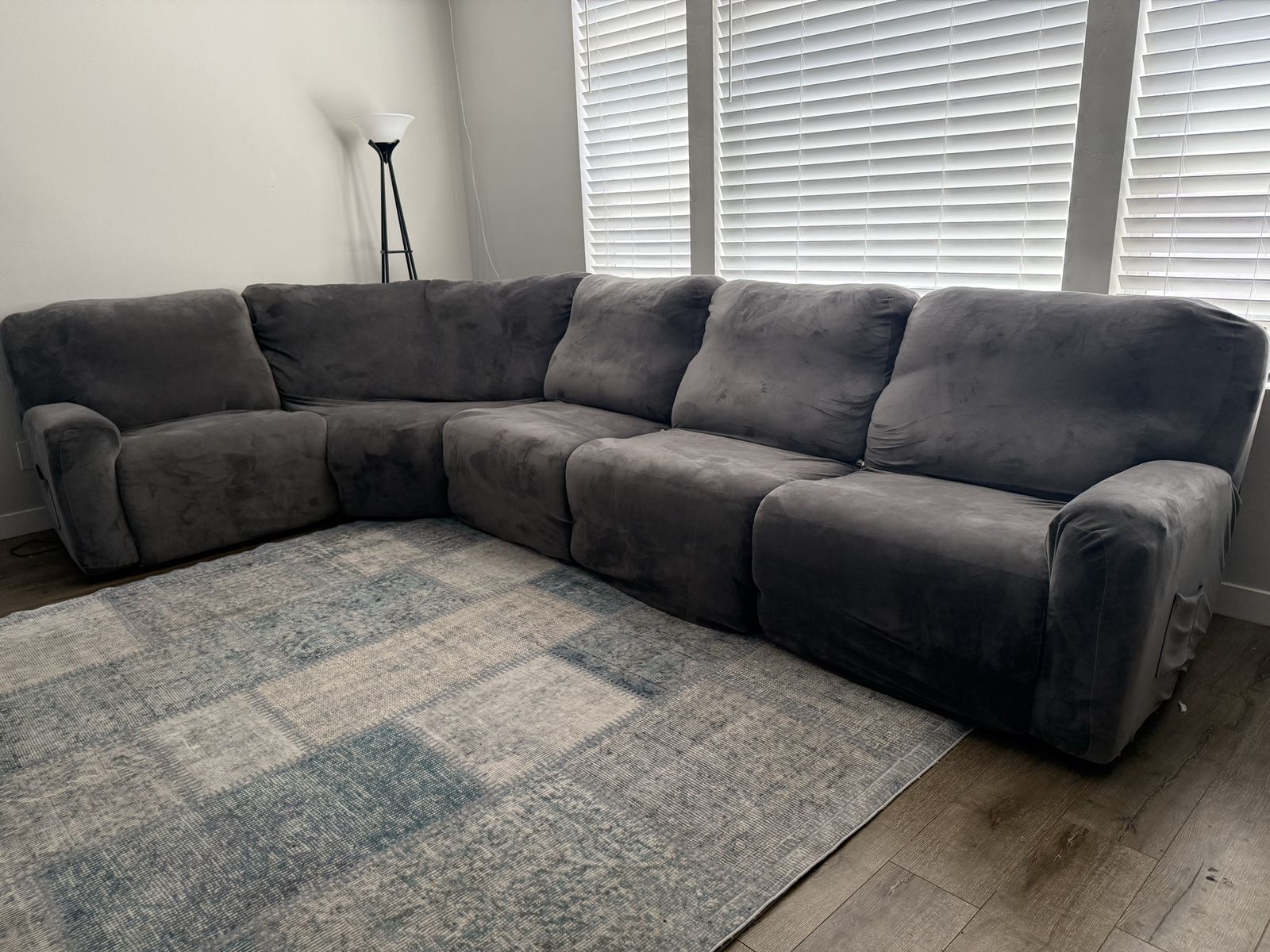 Five piece reclining sectional w/couch covers