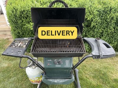 DELIVERY - WORKING 3 Burner Grill (Char-Broil)