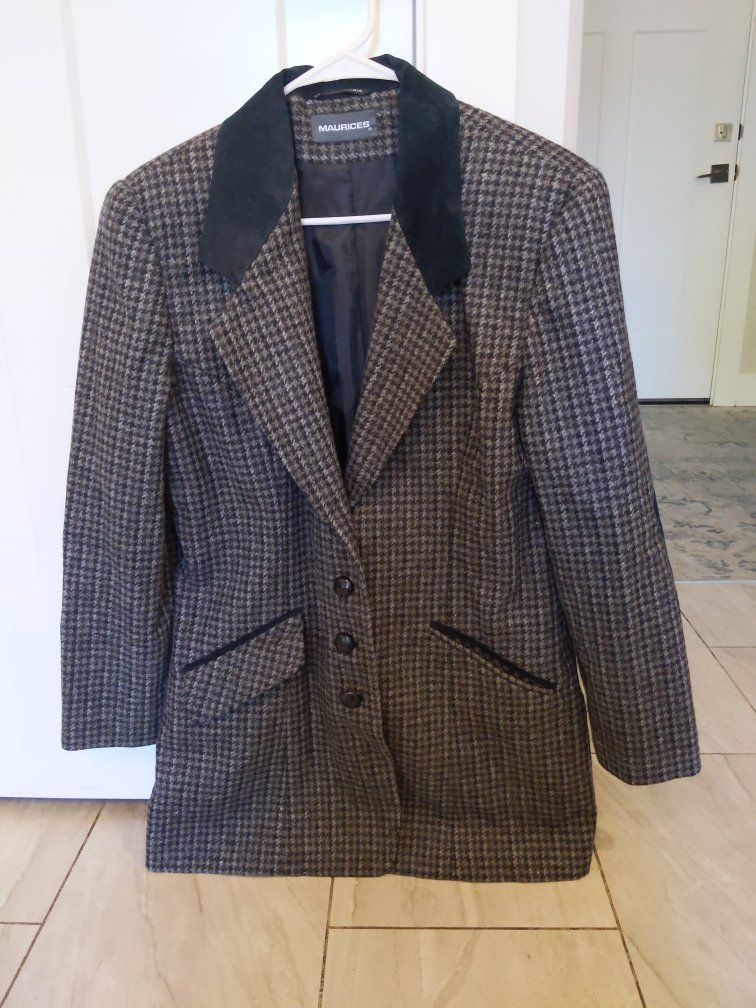 Vintage Maurices Houndstooth Blazer with Black Suede Collar & Elbow Patches - Med