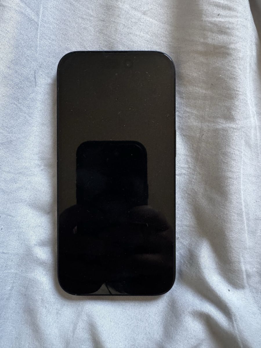 Apple iPhone 16 - Black - 128GB - Unlocked