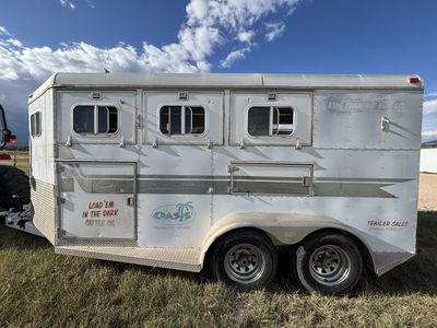Charmac 3-Horse, TONS of Storage