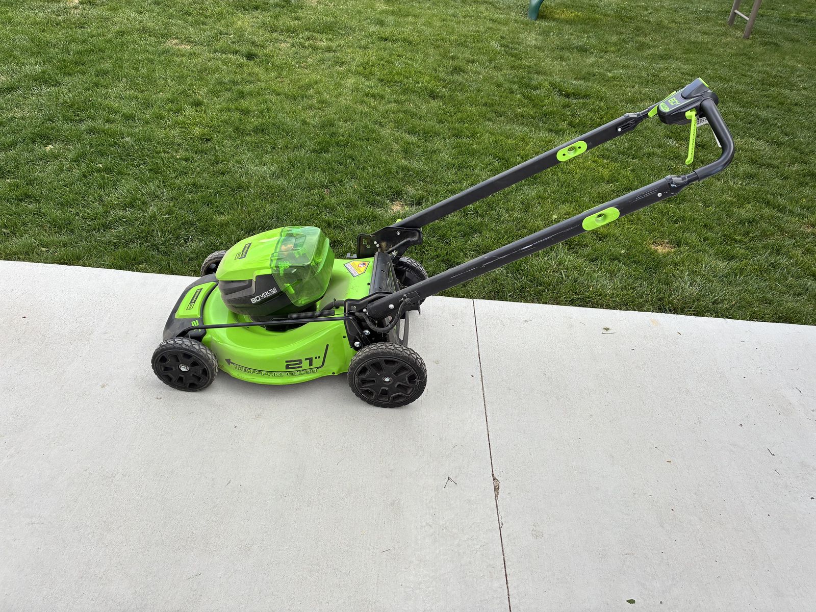 Greenworks 21" Battery Lawn Mower