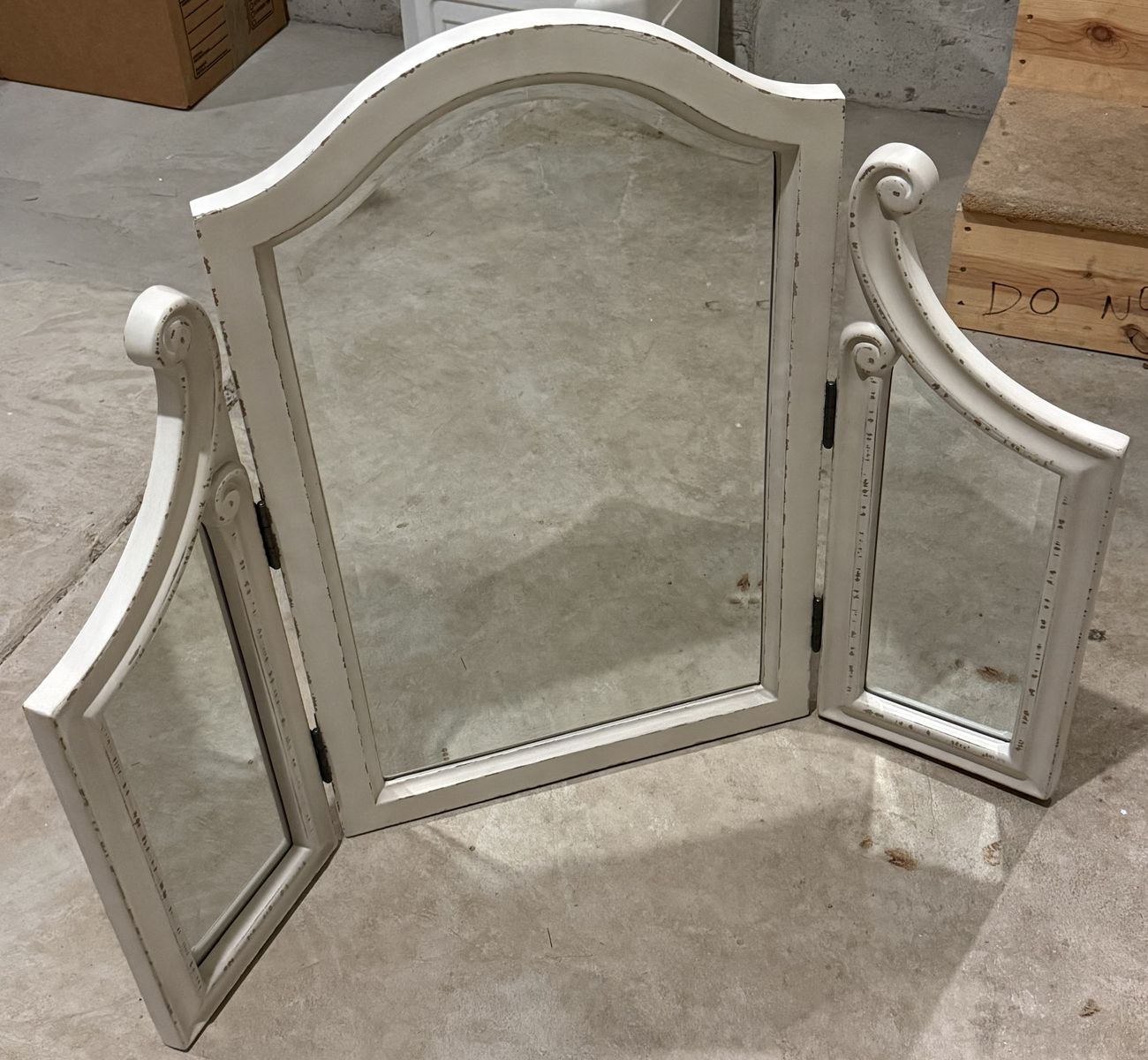Ashley Furniture Vanity Mirror