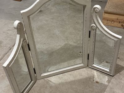 Ashley Furniture Vanity Mirror