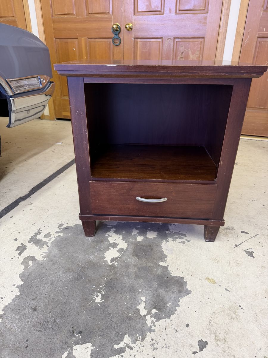 Nightstand-Broyhill