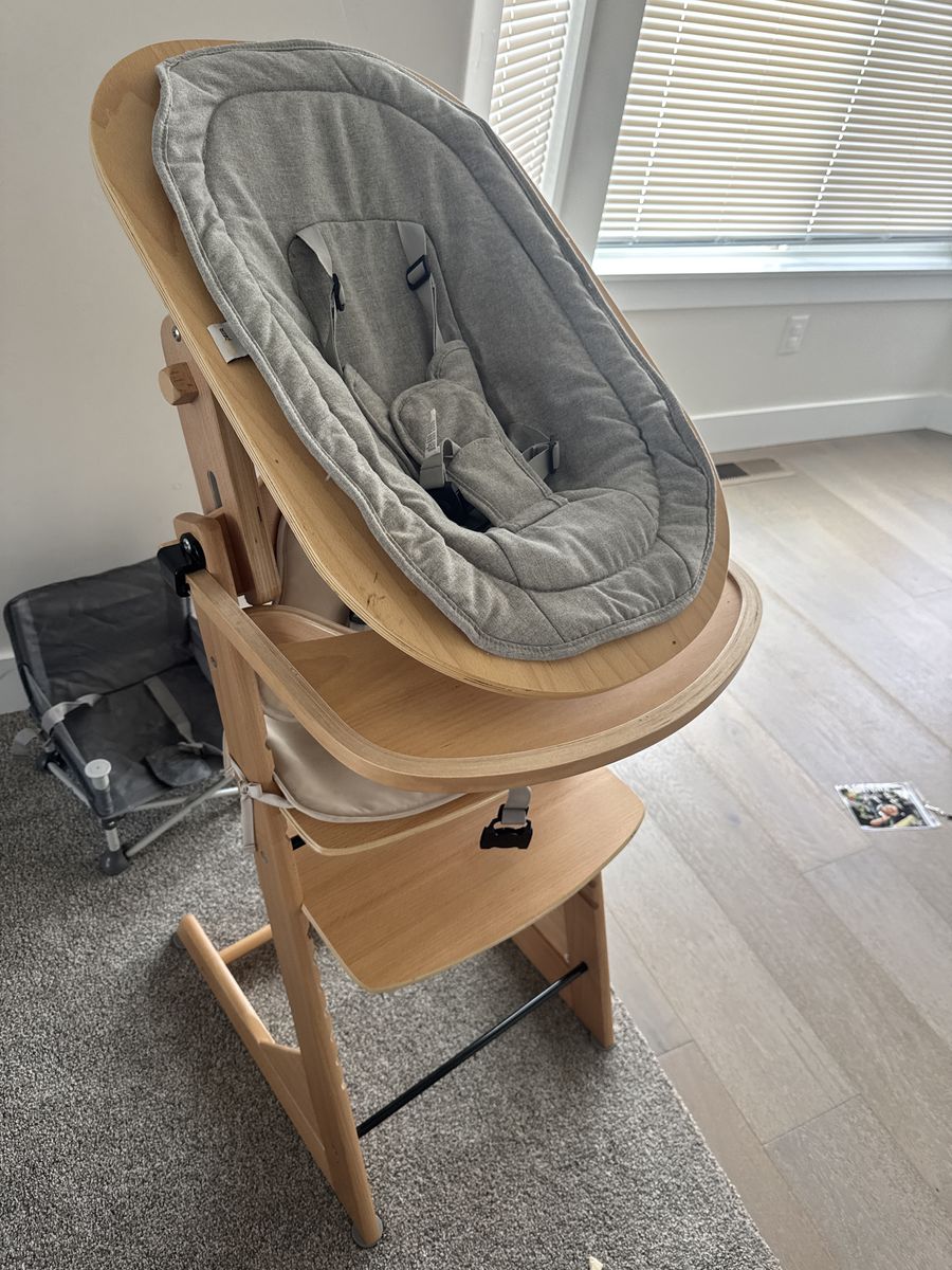 Baby chair 