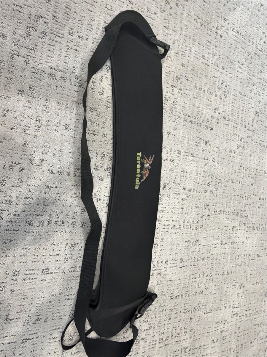 Tarantula Neoprene Black Bow Sling