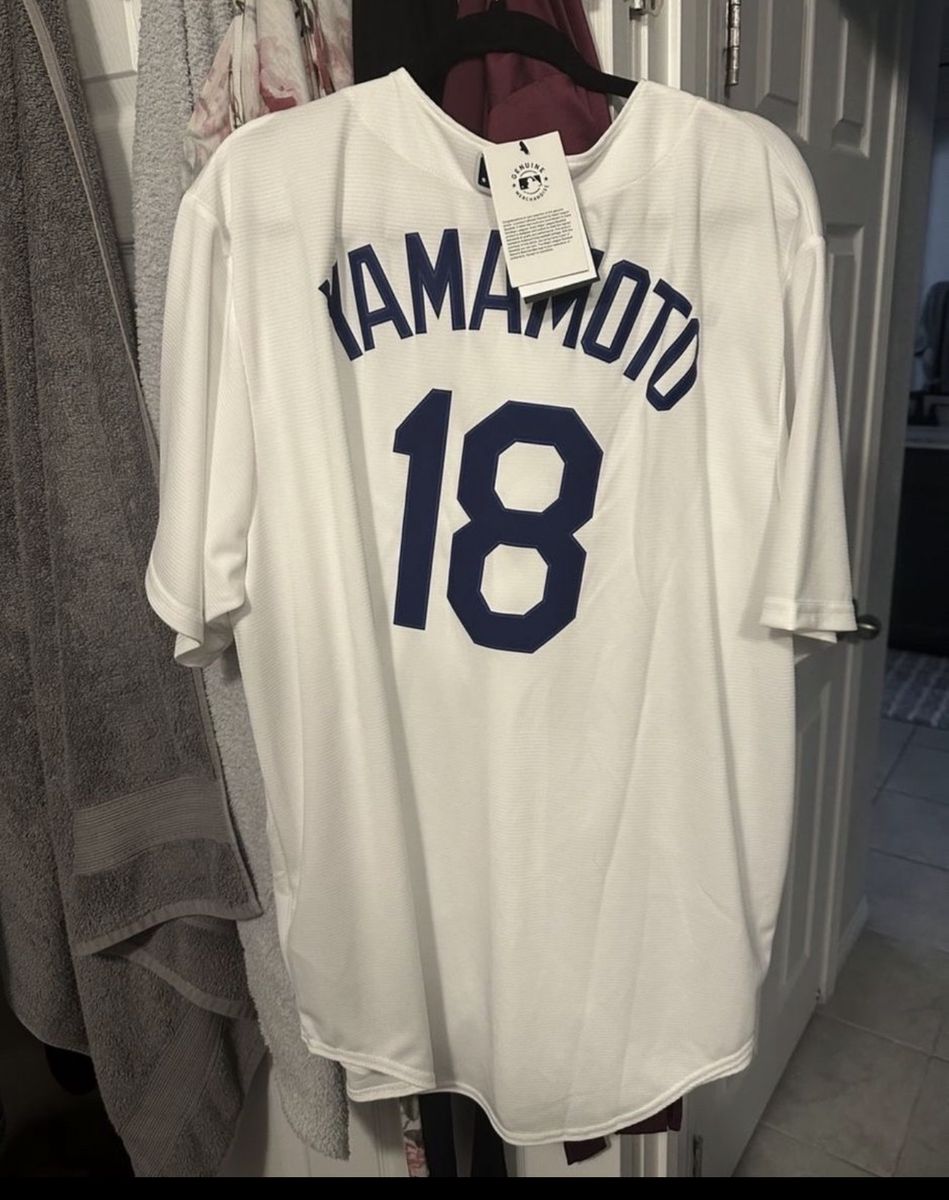 Los Angeles Dodgers Yamamoto #18 Jersey – New With Tags xxl