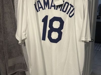 Los Angeles Dodgers Yamamoto #18 Jersey – New With Tags xxl