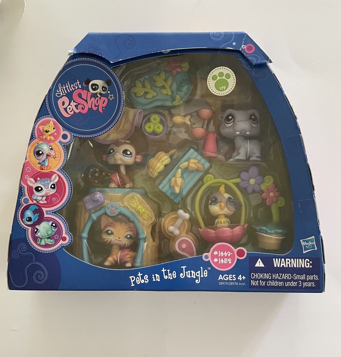 Littlest Pet Shop Playset, Pets in the Jungle, 2010, NIB, Rare
