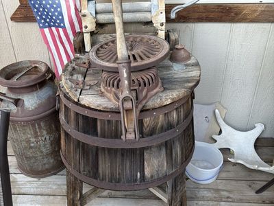 Antique Michigan Washing Machine Co. Wood Barrel Washer w/ Hand Crank Wringer - Van Camp Hardware