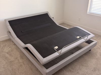 Structures S700 Adjustable Bed Base
