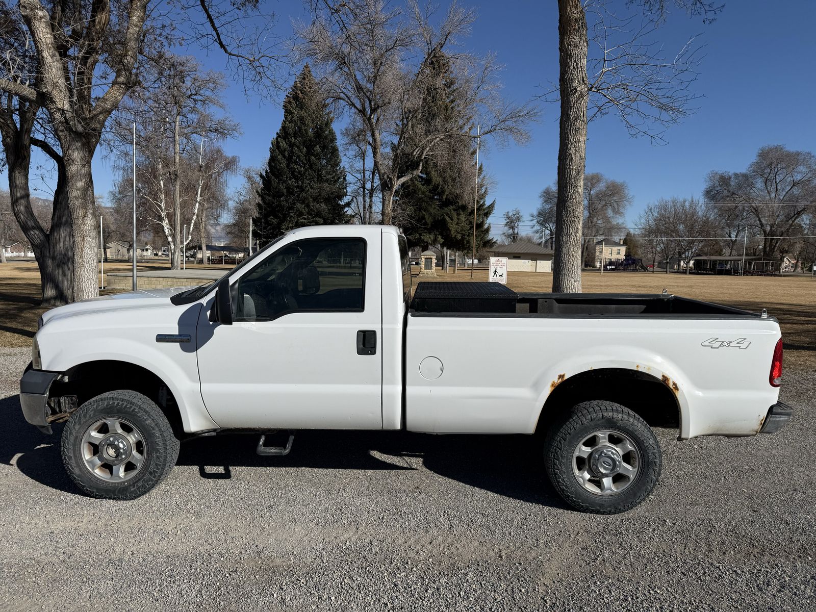 2005 FORD F250 SUPER DUTY XL