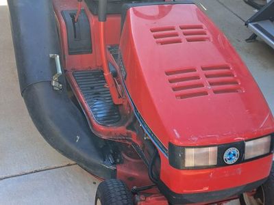 Snapper LT14OH33DBV Riding Lawn Mower/Tractor