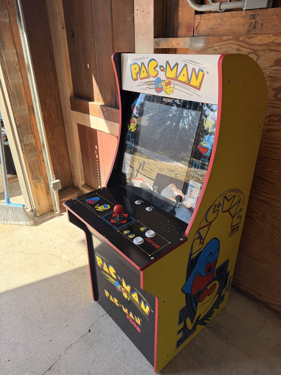Pac-Man Arcade1Up Machine