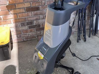 Lightly Used Sun Joe 15 Amp Electric Wood Chipper Shredder