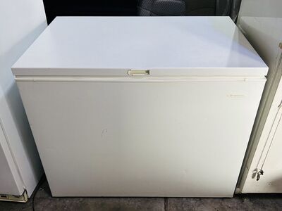 13 Cubic Foot Chest Freezer